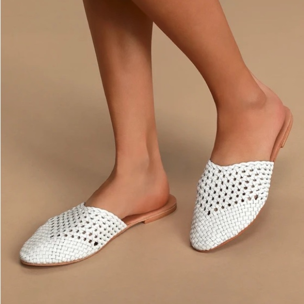 Coconuts by Matisse | Island White Leather Pointed-Toe  Mules